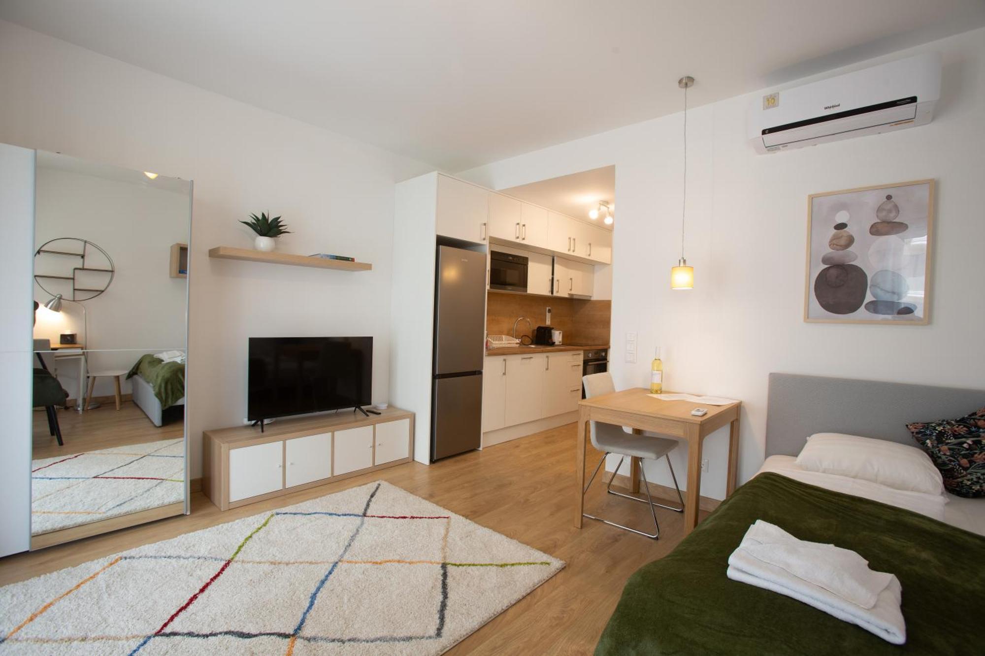 Apartament Corvin Cozy In The Center *